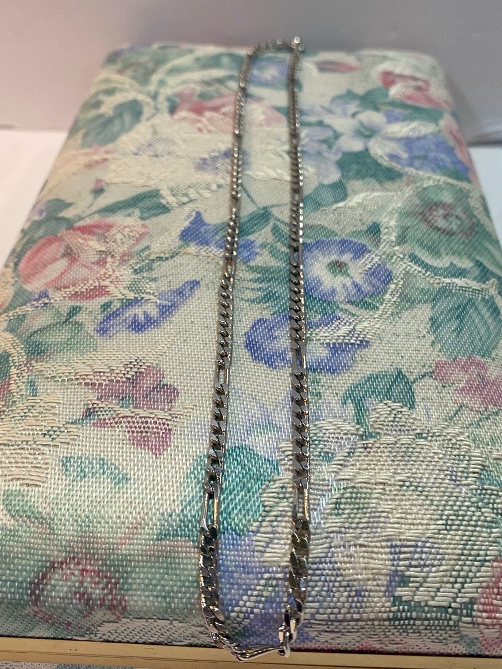 18 inch silver tone chain